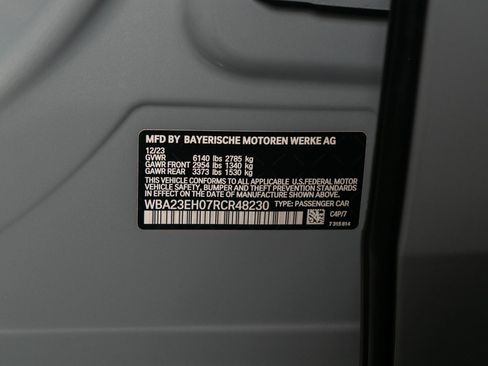 Used 2024 BMW 740i w/ Premium Package 2 RWD image 61