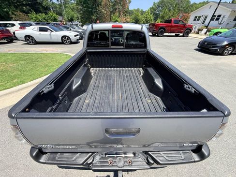 Used 2015 Toyota Tacoma 2WD Access Cab w/ SR5 Package image 14