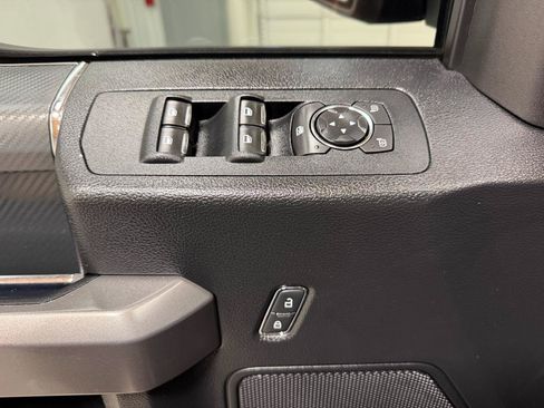 Used 2018 Ford F150 XLT w/ Equipment Group 302A Luxury AWD/4WD image 13