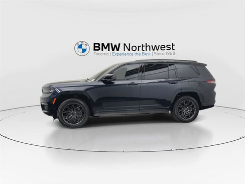 Used 2024 Jeep Grand Cherokee L Summit w/ High Altitude Package image 10