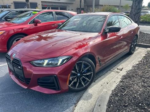 Used 2025 BMW M440i RWD image 1