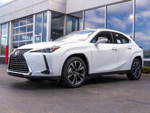New 2026 Lexus UX 300h AWD image 3