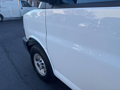 Used 2024 GMC Savana 2500 w/ Driver Convenience Package RWD image 28