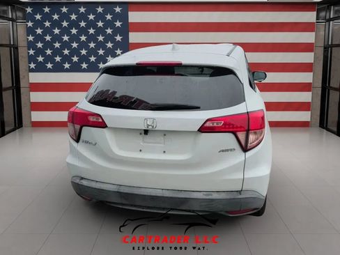 Used 2017 Honda HR-V EX image 6