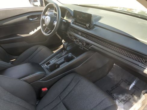 Used 2025 Honda Accord LX image 21