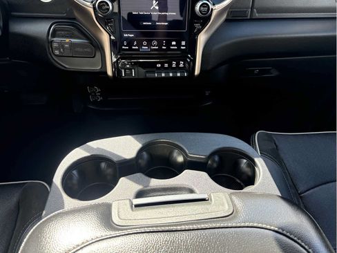 Used 2024 RAM 2500 Laramie w/ Safety Group AWD/4WD image 22