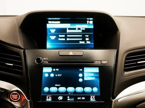 Used 2021 Acura ILX w/ Premium Package image 19