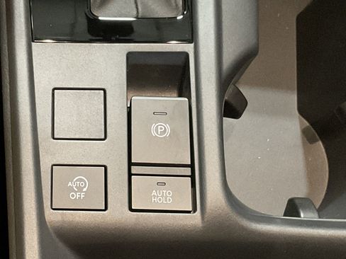 Used 2026 Nissan Sentra S w/ S Cold Weather Package image 19