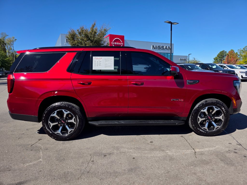 Used 2025 GMC Yukon AT4 AWD/4WD image 10