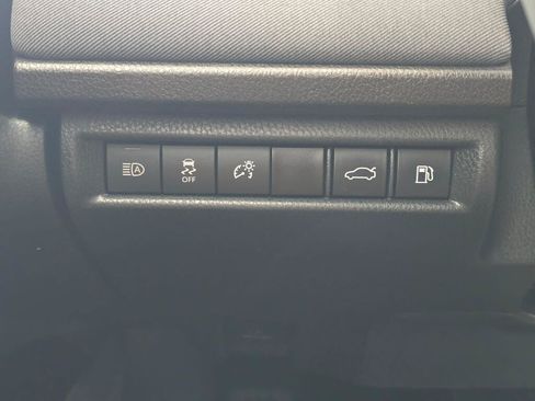 Used 2025 Toyota Camry LE FWD image 24