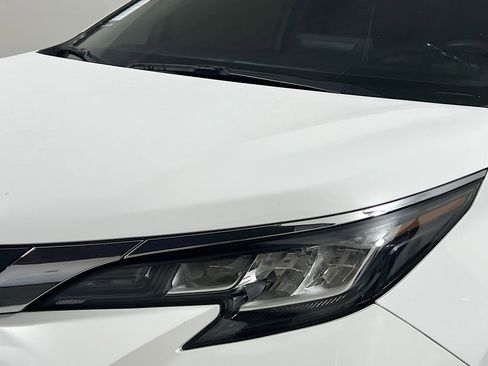 Used 2021 Toyota Sienna LE FWD image 11