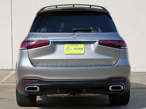 Used 2023 Mercedes-Benz GLS 450 4MATIC image 11