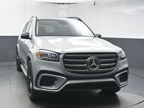 New 2026 Mercedes-Benz GLS 450 4MATIC image 2