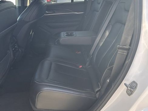 Used 2023 Jeep Grand Cherokee Limited AWD/4WD image 15