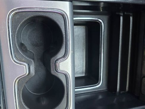 Used 2018 GMC Sierra 1500 SLT image 34