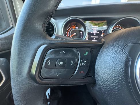 Used 2023 Jeep Wrangler Sport AWD/4WD image 16