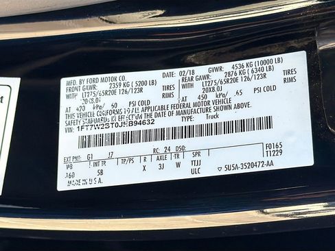 Used 2018 Ford F250 Lariat w/ Chrome Package image 41