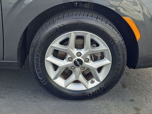 Used 2022 Kia Soul LX w/ Technology Package FWD image 30