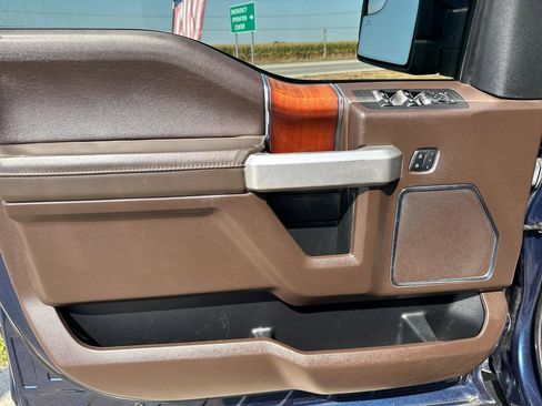 Used 2018 Ford F150 King Ranch image 21