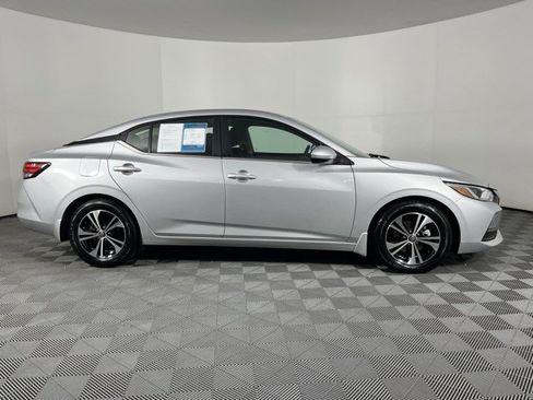 Used 2023 Nissan Sentra SV FWD image 9