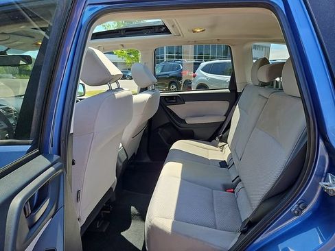 Used 2015 Subaru Forester 2.5i Premium w/ All-Weather Package AWD/4WD image 10