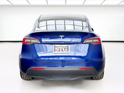 Used 2021 Tesla Model Y 2WD image 5