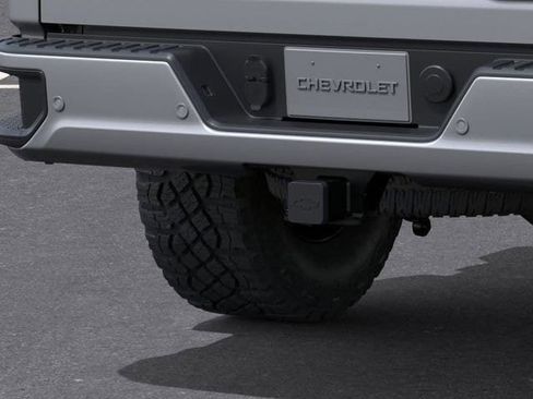 New 2026 Chevrolet Silverado 2500 ZR2 w/ LPO, Dark Essentials Package AWD/4WD image 14