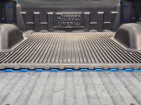 Used 2022 Chevrolet Silverado 1500 Custom RWD image 32
