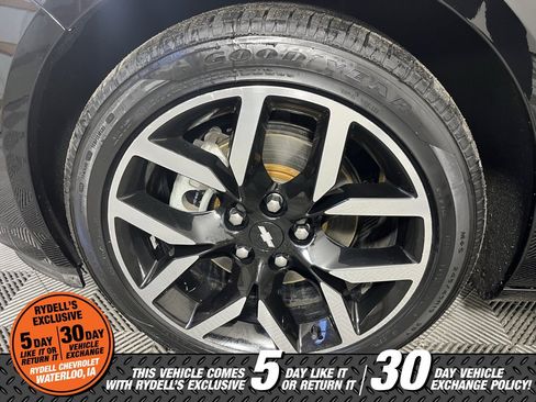 Certified 2016 Chevrolet Impala LT image 14