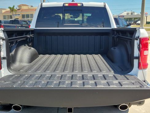 New 2026 RAM 1500 Big Horn AWD/4WD image 10