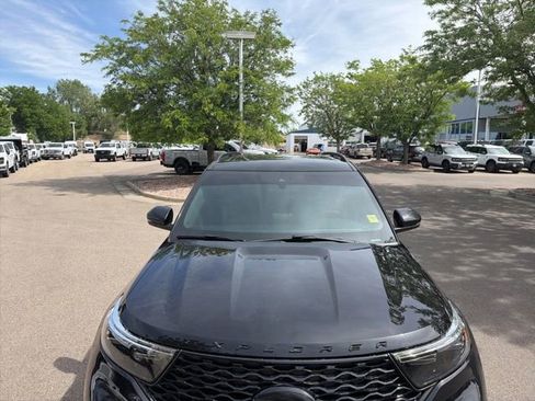 Used 2023 Ford Explorer ST w/ Equipment Group 401A AWD/4WD image 10