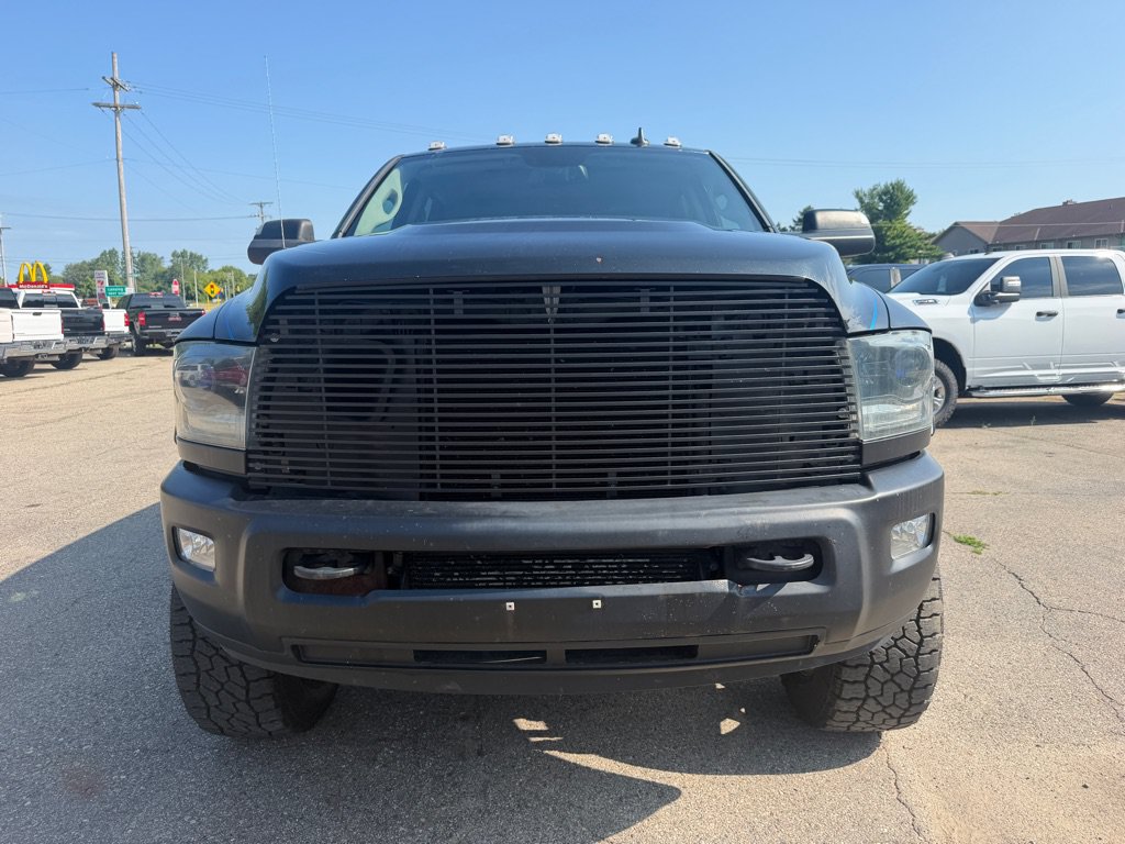 Used 2015 RAM 2500 Laramie w/ Black Appearance Group AWD/4WD image 3