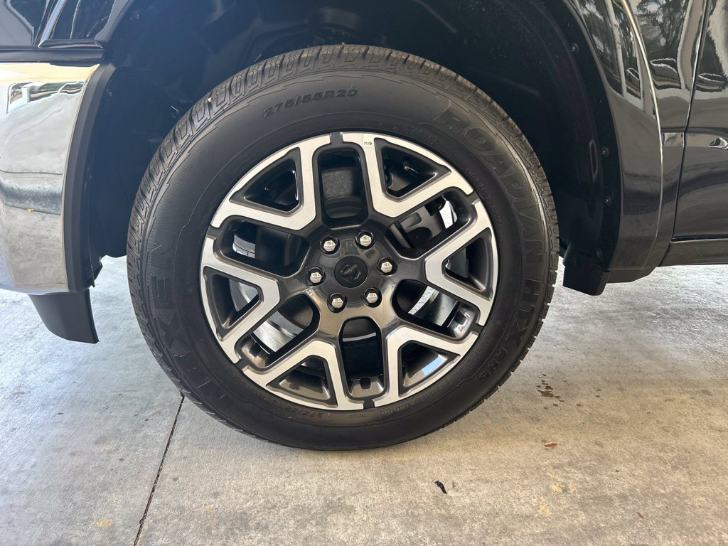 Used 2026 RAM 1500 Laramie AWD/4WD image 15