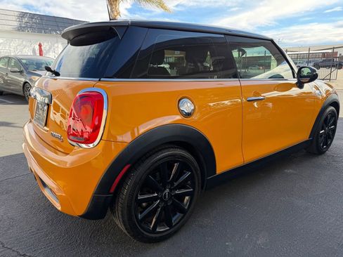Used 2014 MINI Cooper S image 11
