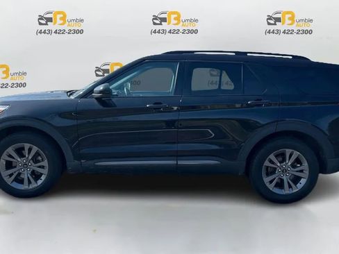 Used 2022 Ford Explorer XLT w/ Equipment Group 202A AWD/4WD image 7