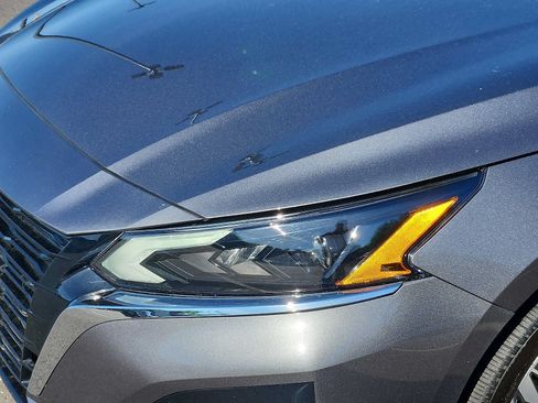 Used 2024 Nissan Altima 2.5 SL AWD/4WD image 9