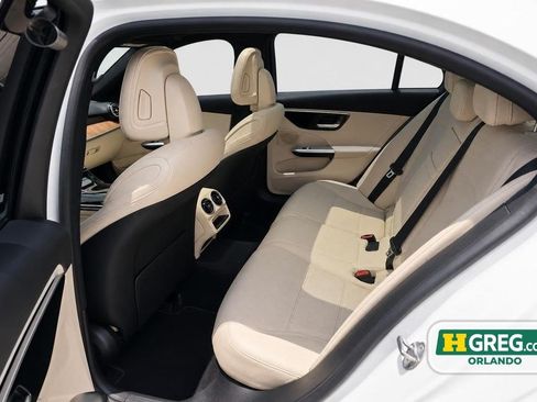 Used 2022 Mercedes-Benz C 300 Sedan w/ Exclusive Trim Package image 17