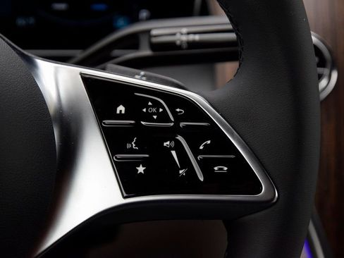 New 2026 Mercedes-Benz GLC 300 image 24