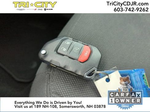 Used 2022 Jeep Wrangler Unlimited Sport S w/ Sun And Sound Package image 37