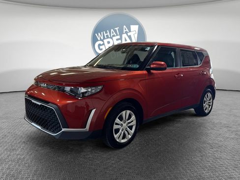 Certified 2023 Kia Soul LX FWD image 8