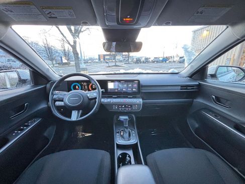 Used 2025 Hyundai Kona SEL image 33