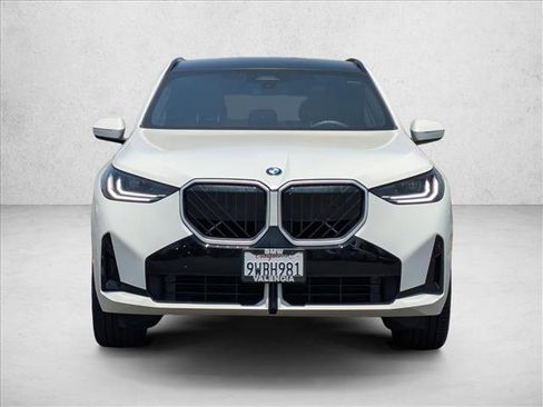 Used 2026 BMW X3 xDrive30 w/ M Sport Package AWD/4WD image 2