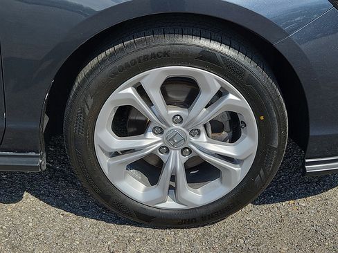Used 2024 Honda Accord LX image 8