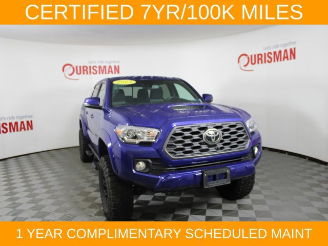 Used 2022 Toyota Tacoma TRD Sport AWD/4WD image 9