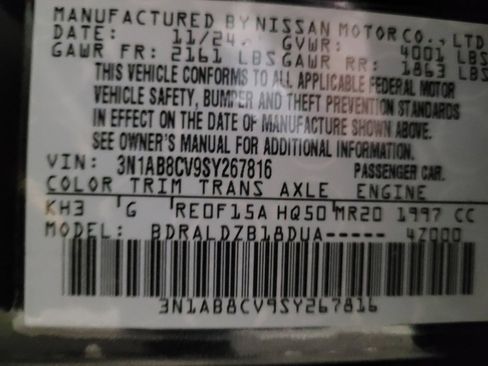 Used 2025 Nissan Sentra SV image 33