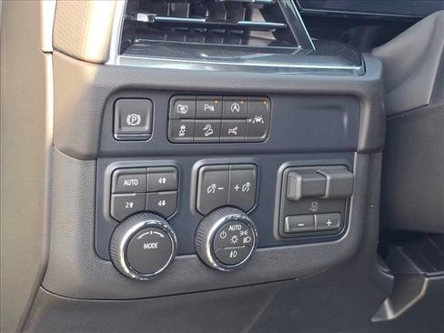 New 2026 Chevrolet Suburban RST w/ Comfort Package AWD/4WD image 20
