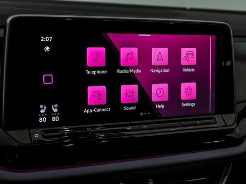 Certified 2025 Volkswagen Atlas Peak Edition SE image 19