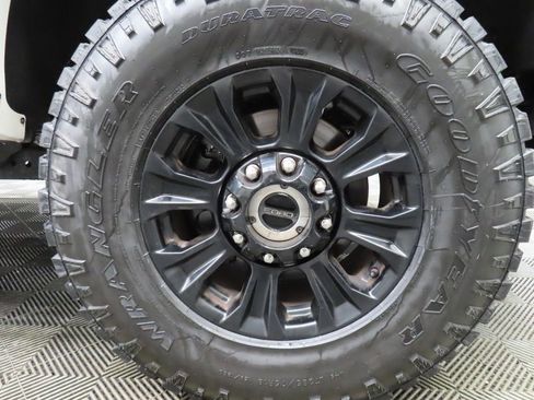 Used 2022 Ford F350 Lariat w/ Tremor Off-Road Package image 8