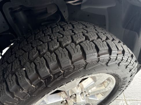 Used 2020 RAM 2500 Laramie AWD/4WD image 11