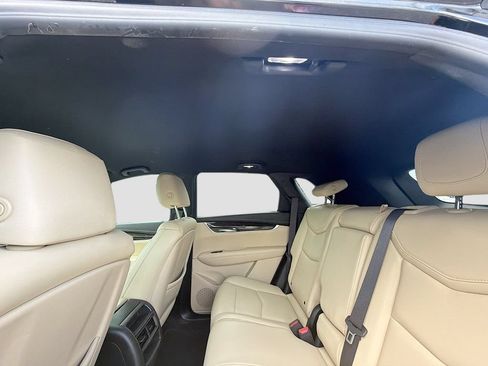 Used 2018 Cadillac XT5 FWD image 26